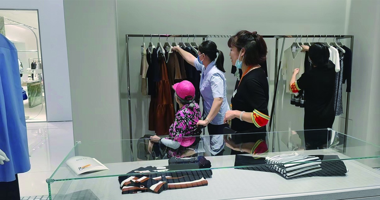 北京燕莎交谊商城金源店